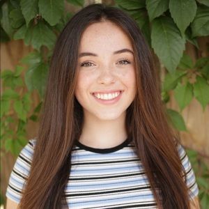 Meet your Posher, Julianna